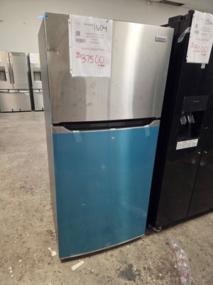 1604 FFTR2045VS Frigidaire® 30 in. 20.0 Cu. Ft. Stainless Steel Top Freezer Refrigerator BA60309693