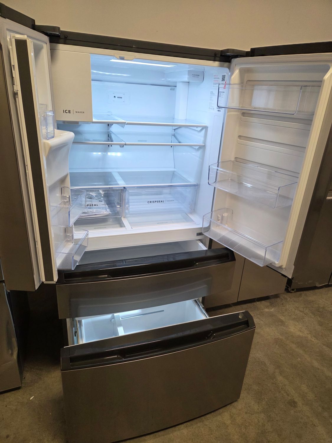 1612 FRMS274TAV Frigidaire 26 Cu. Ft. Standard-Depth 4-Door French Door Refrigerator 1K53778906