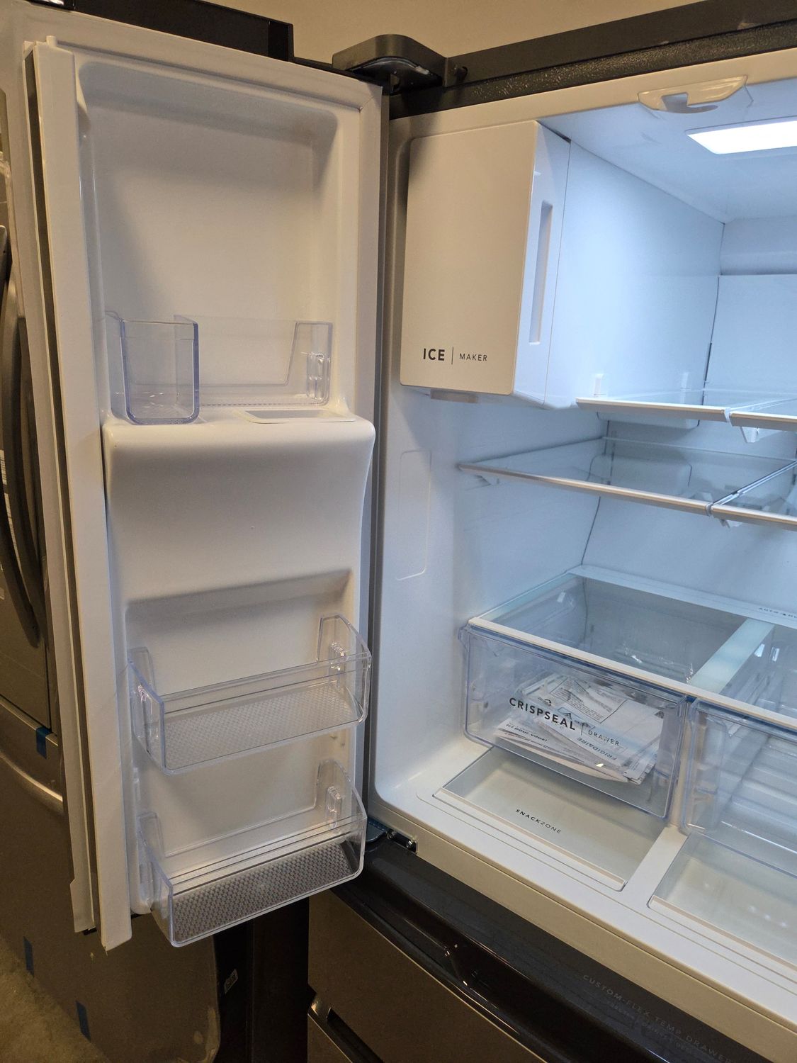 1612 FRMS274TAV Frigidaire 26 Cu. Ft. Standard-Depth 4-Door French Door Refrigerator 1K53778906