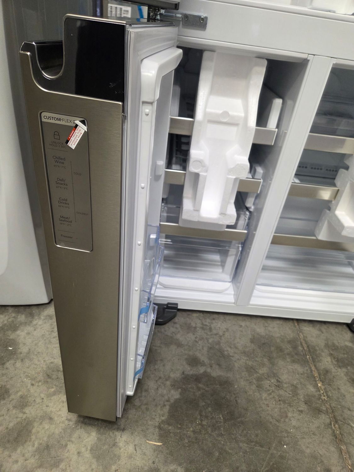 1623 GRQC2255BF  Frigidaire Gallery® 36 in. 21.5 Cu. Ft. Smudge-Proof® Stainless Steel Counter Depth French Door Refrigerator 1K54575797