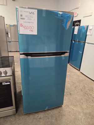 1653 Frigidaire® 30" 20.0 Cu. Ft. Stainless Steel Top Freezer Refrigerator FFTR2045VS-BA60815354
