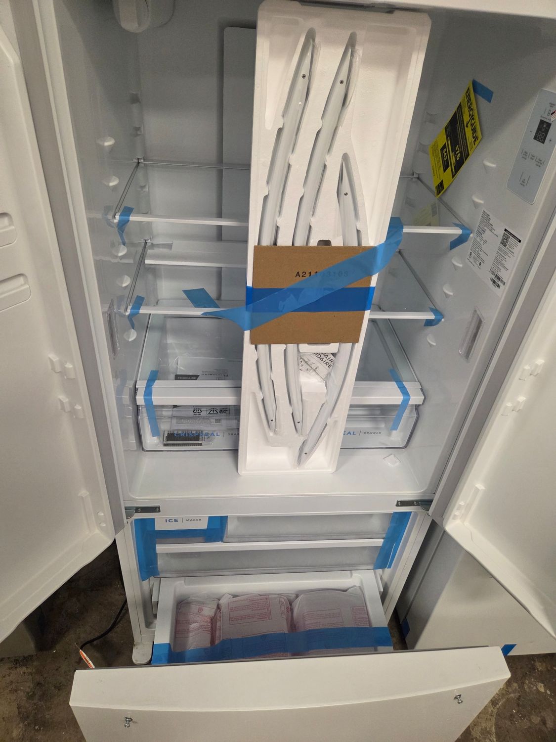 1659 Frigidaire® 32" 17.6 Cu. Ft. White Counter-Depth French Door Refrigerator FRFG1723AW-1K60280226