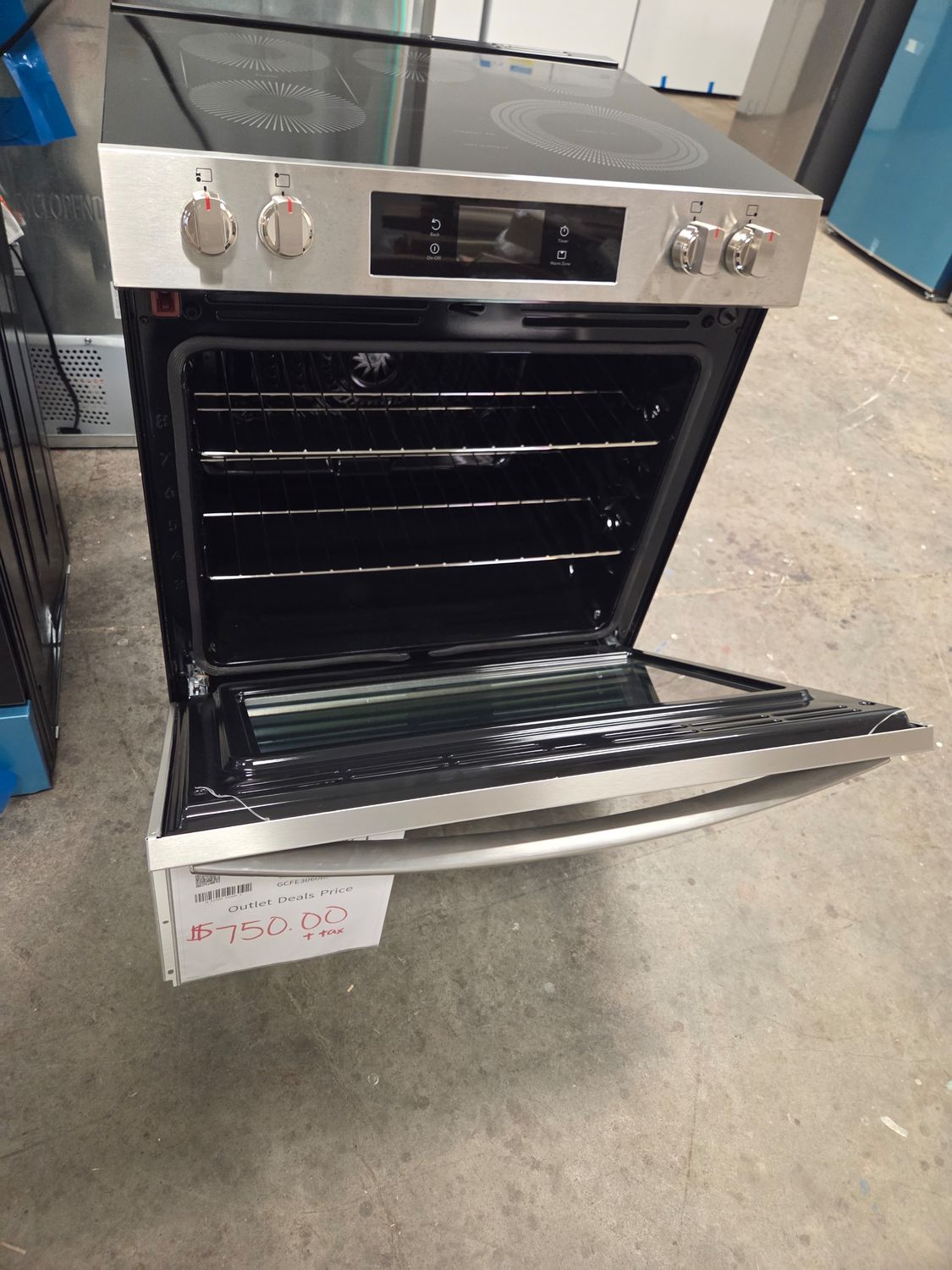 1664 Frigidaire Gallery® 30" Smudge-Proof® Stainless Steel Slide-In Electric Range GCFE3060BF-VF61263998