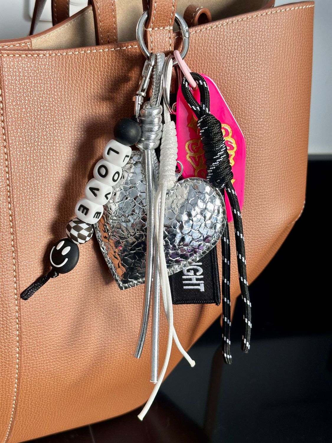 Grigris de sac et porte-clefs