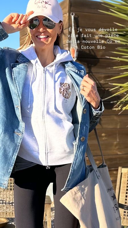 Sweat Zippé Cute But Crazy