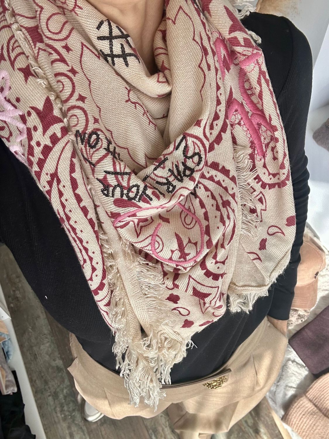 Echarpe Lana brodée