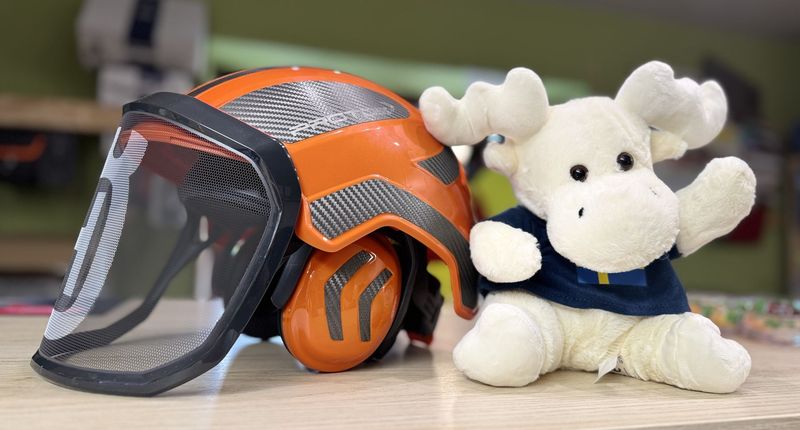 Sonderedition Protos® Integral Forest EN 397 mit F39 Visier mit Husqvarna Logo in Orange / Karbon
