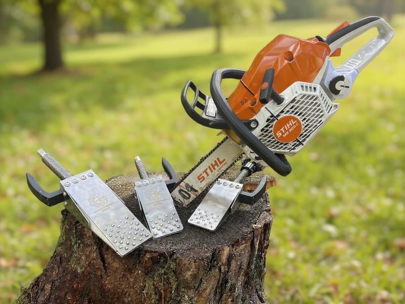 AKTION - Angebot im Paket Stihl MS 300 C-M mit Graf Spindelkeil SK 2416 Statt 1.488.- € nur 1.400.- € AKTION - Angebot im Paket Stihl MS 300 C-M mit Graf Spindelkeil SK 2416 Statt 1.488.- € nur 1.400.- €