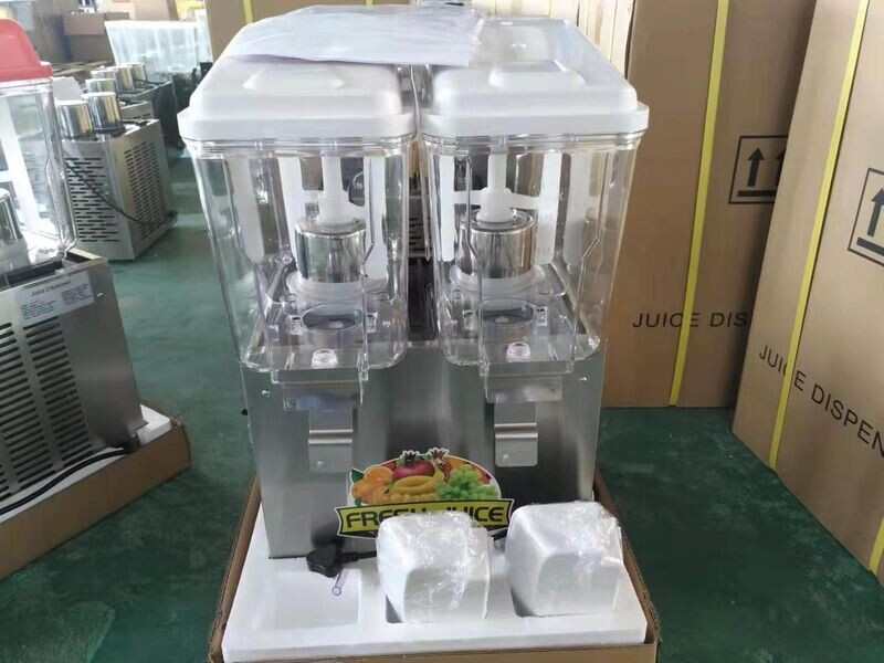Machine à jus à deux récipients