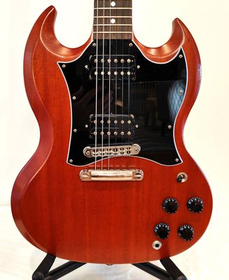 Gibson SG Tribute - Vintage Cherry Satin Gibson SG Tribute - Vintage Cherry Satin