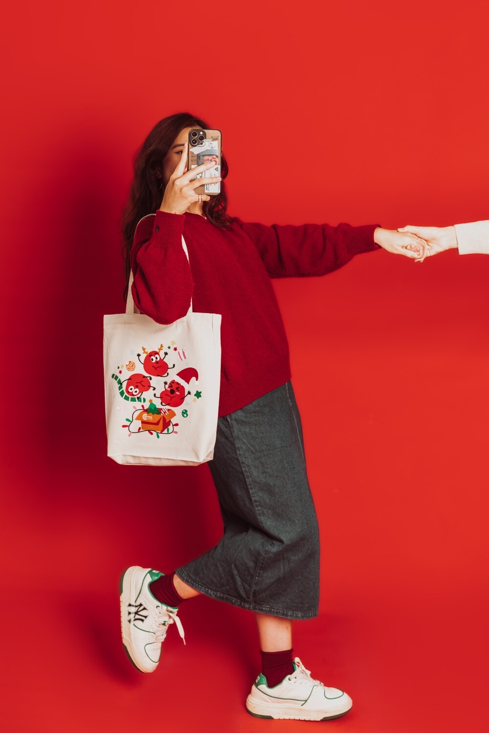RMerch Cream Tote Bag