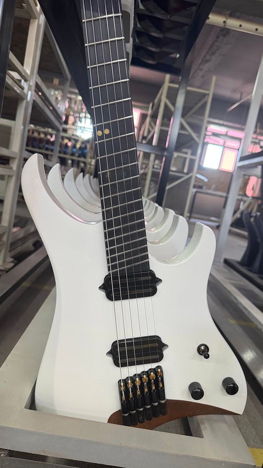 Orpheus Headless Model, Color Option: Gloss White, Hand Orientation: Right, String Configuration: Six String