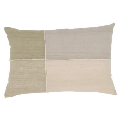 Kissen aus weichen Seidenblöcken