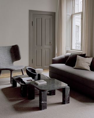 Atlas Couchtisch Marmor 82x82