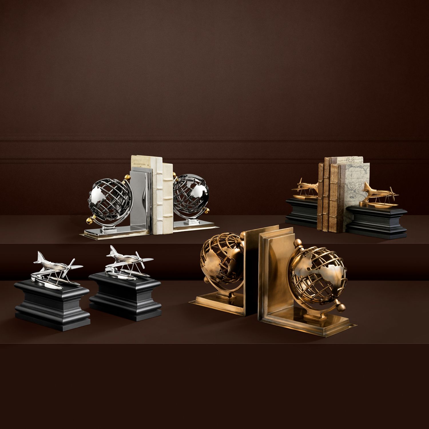 Bookend Globe antique brass finish set of 2