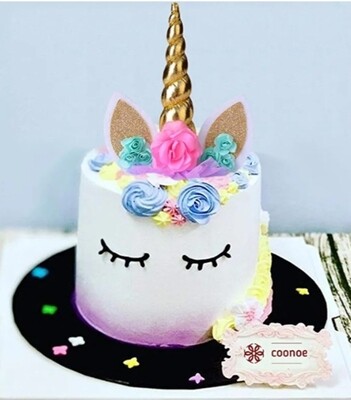 Unicorn cake topper