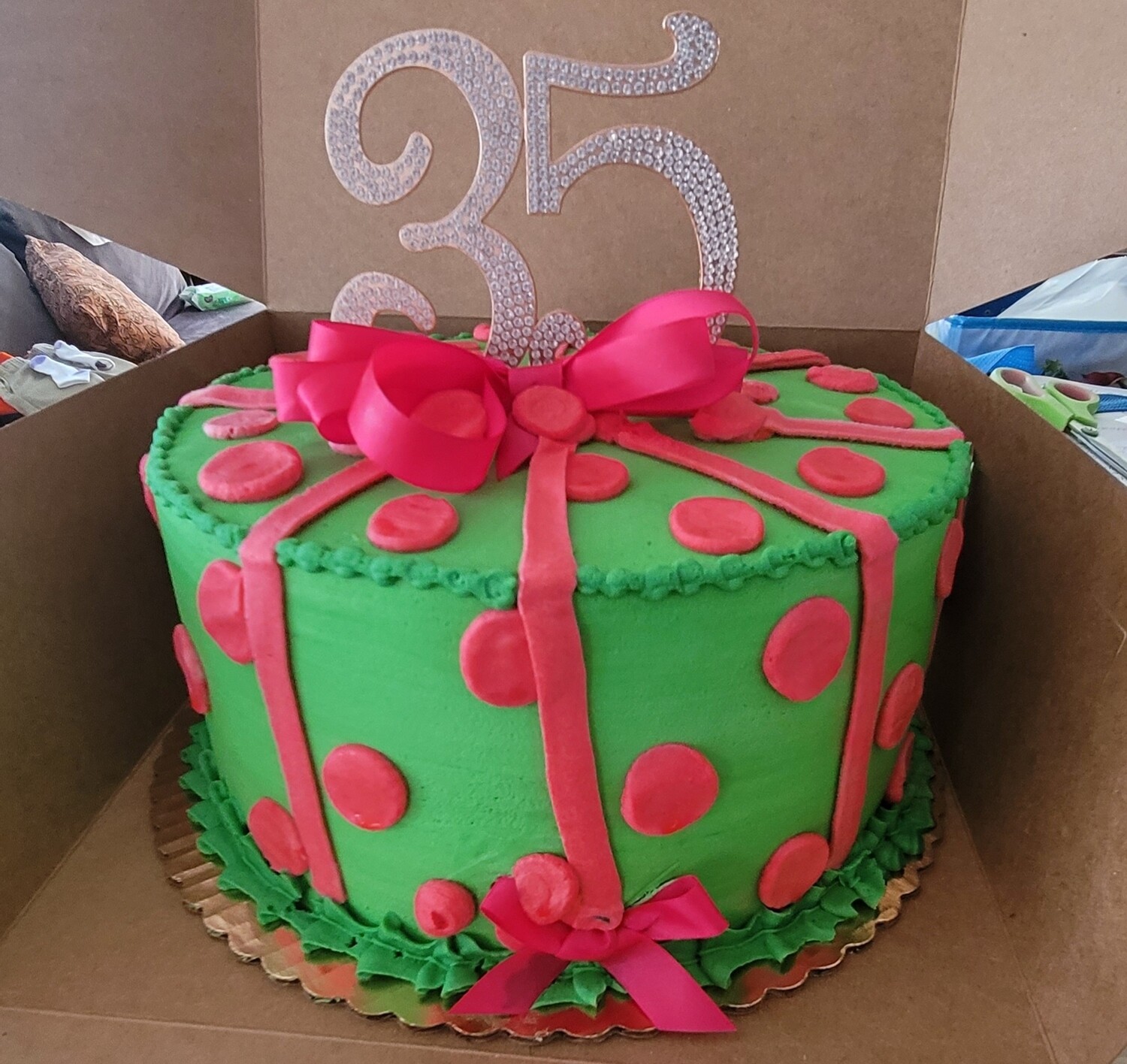 9&quot; Cake
