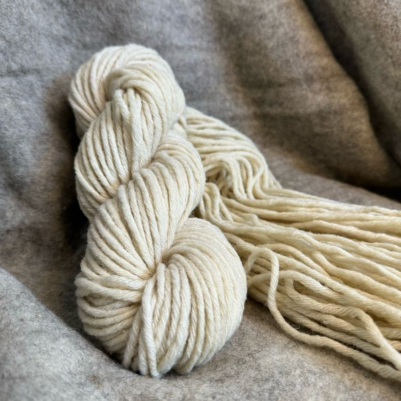 CHOYEUSE - Ecru - Super Chunky