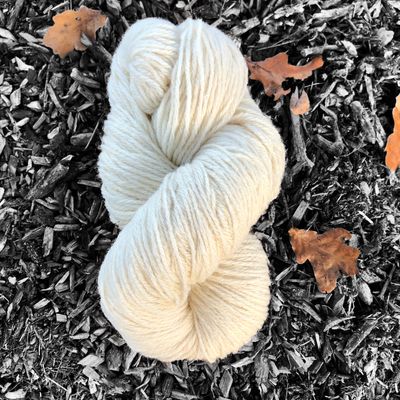 FOLKLORIQUE - Ecru - DK