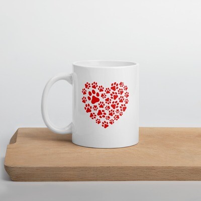 Weisse, glänzende Tasse Herz