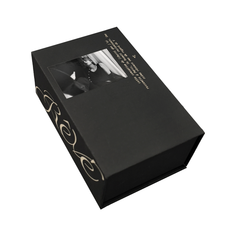 V (BTS) - Rêvé Photobook