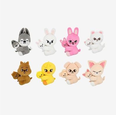 STRAY KIDS - dominate : celebrate pop-up store: face magnet plush set (pre-order)