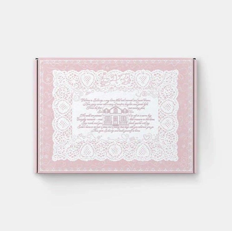 Signed Solar (Mamamoo) - 2026 Season's Greetings Solar.Zip (pre-order)