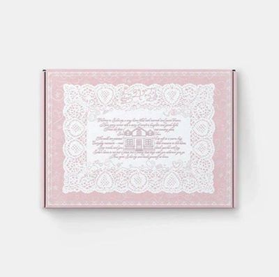 Signed Solar (Mamamoo) - 2026 Season's Greetings Solar.Zip (pre-order)