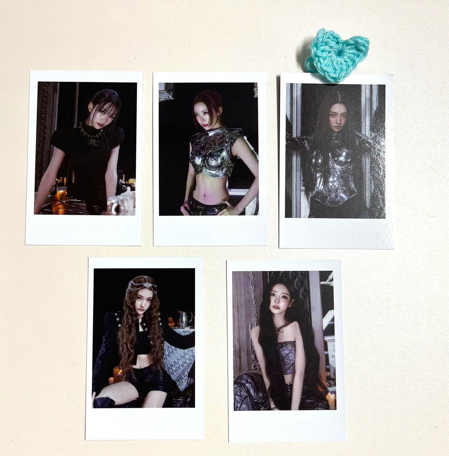 Meovv (Bite now- Meovv-ver.) - Ktown4U POB Meovv (Bite now- Meovv-ver.) - Ktown4U POB