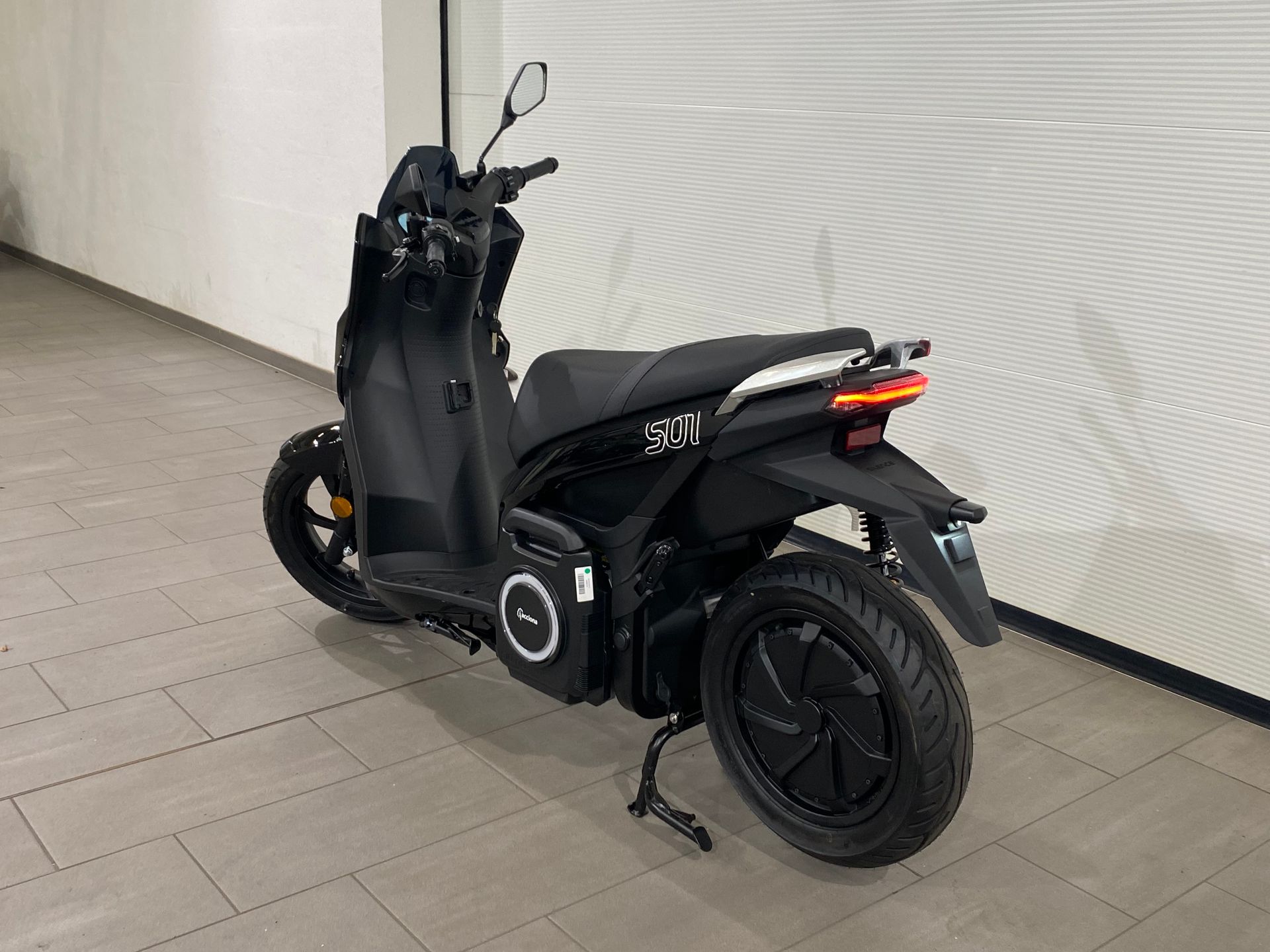 Elektro-Roller Silence S01 L3e 110 km/h schwarz MY25