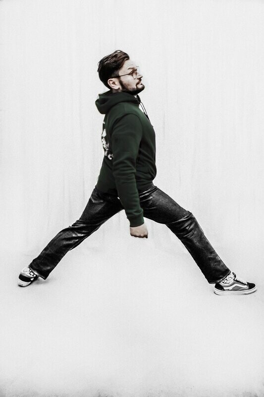 Inspire Hoodie Sweat GREEN Halle3 Größe XL Inspire Hoodie Sweat GREEN Halle3 Größe XL