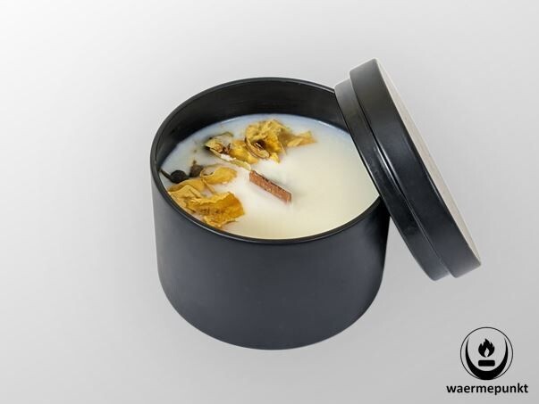 Matcha Tee wild Honey - Duftknisterkerze Black Beauty Matcha Tee wild Honey - Duftknisterkerze Black Beauty