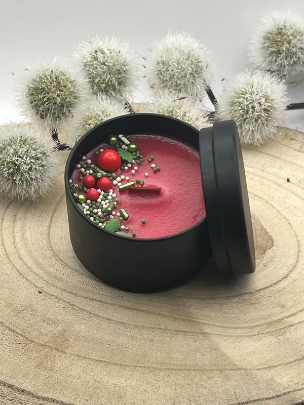 Apfel- Zimt - Duftknisterkerze Black Beauty