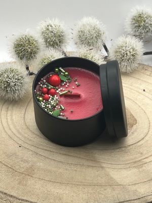 Apfel- Zimt - Duftknisterkerze Black Beauty