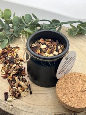 Tee im stylischen Keramikglas 45g Kaminfunke Tee im stylischen Keramikglas 45g Kaminfunke