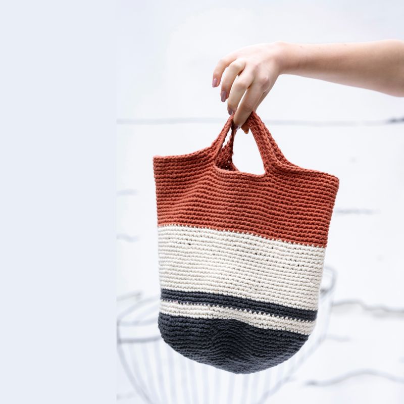 Crochet kit yarn + pattern Bucket Bag