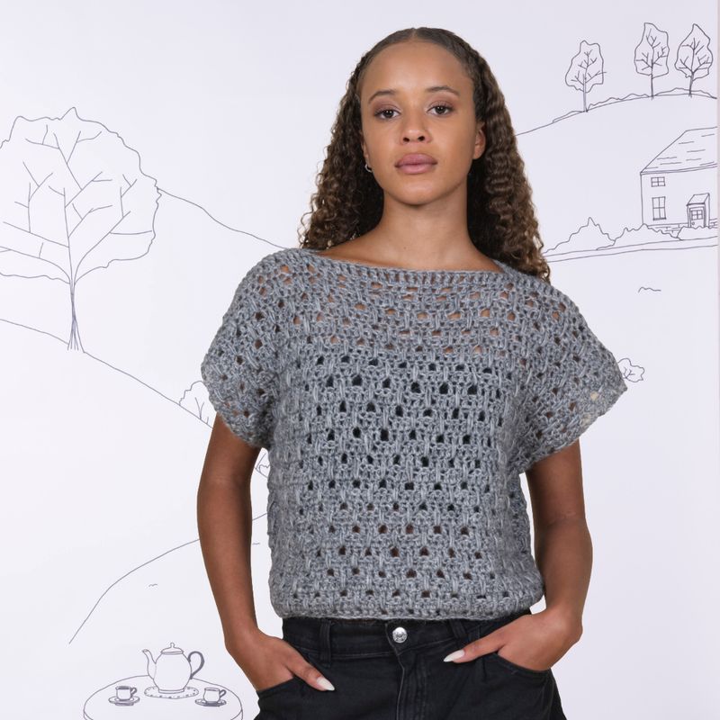 Chrochet ladies top with boat neck. Vichy stitch pattern with deep stitches. Uni colour grey