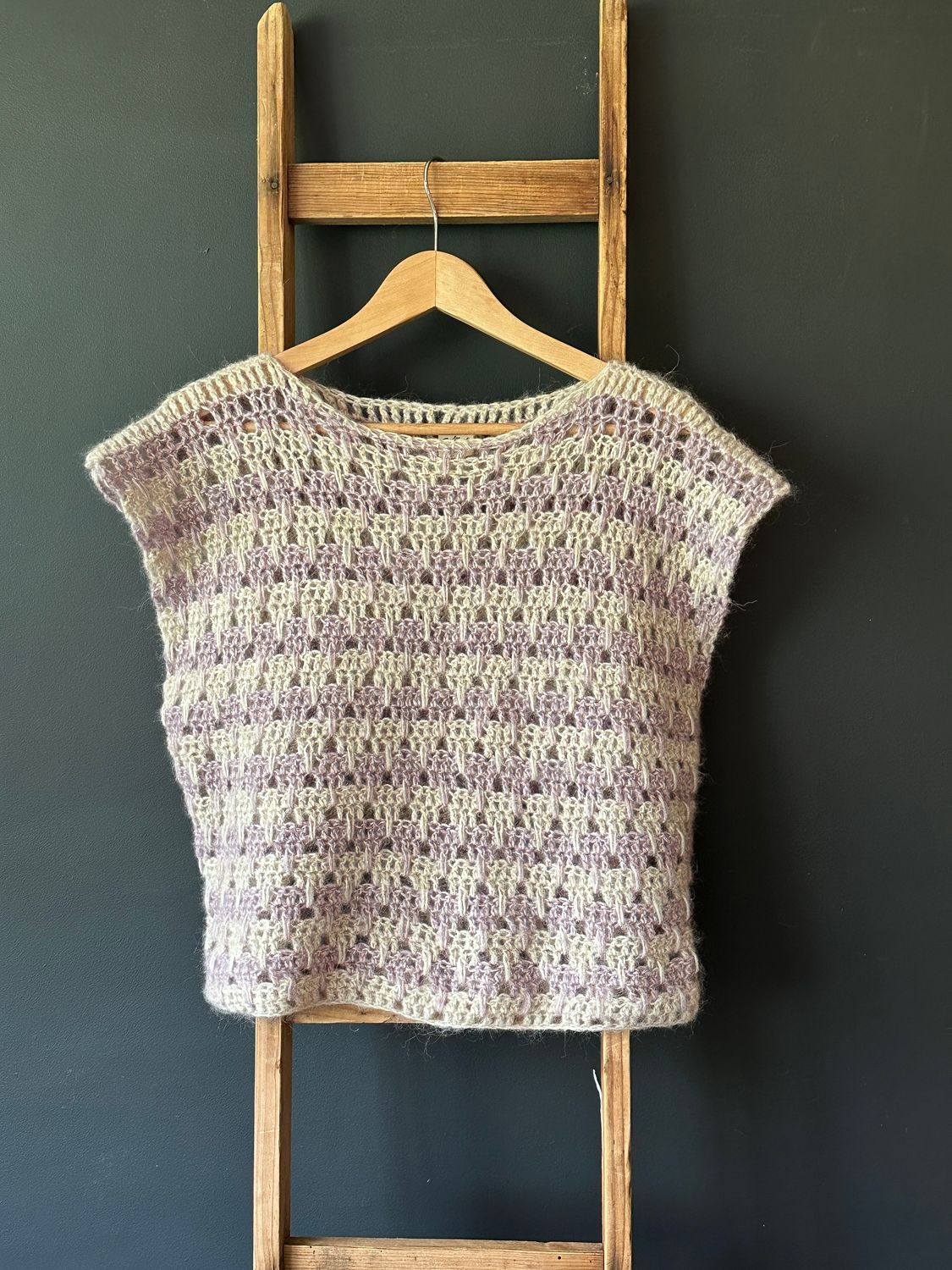 Crochet kit -  Fuzzy Vichy Striped Jumper