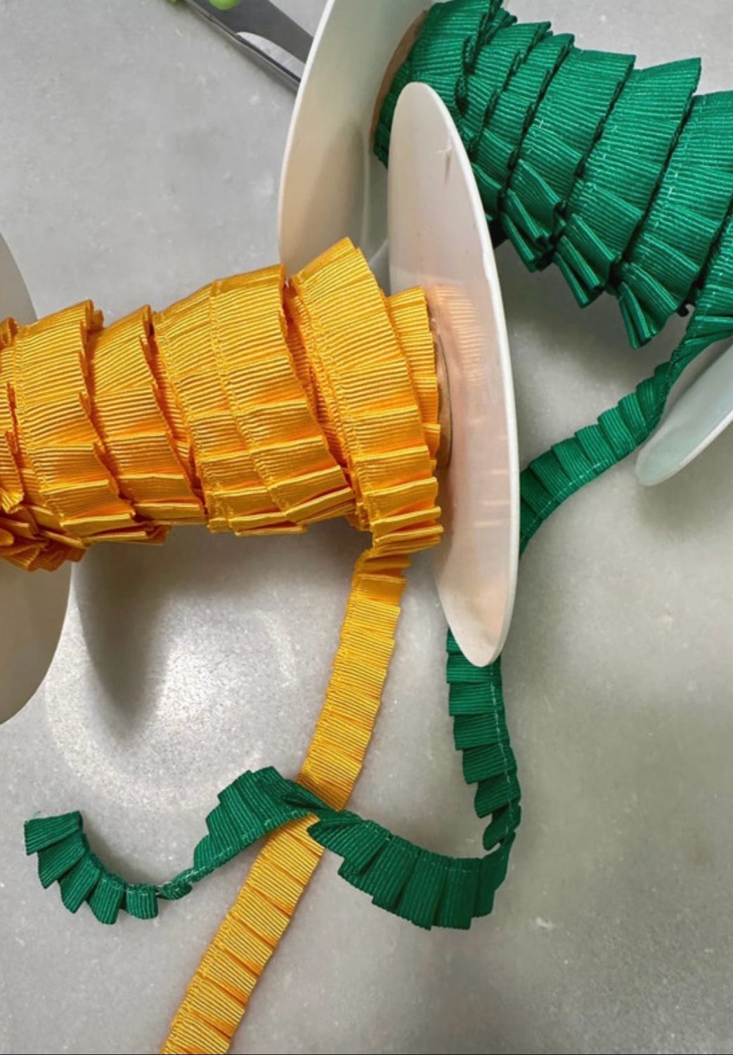 Lot ruban gros-grain plissé