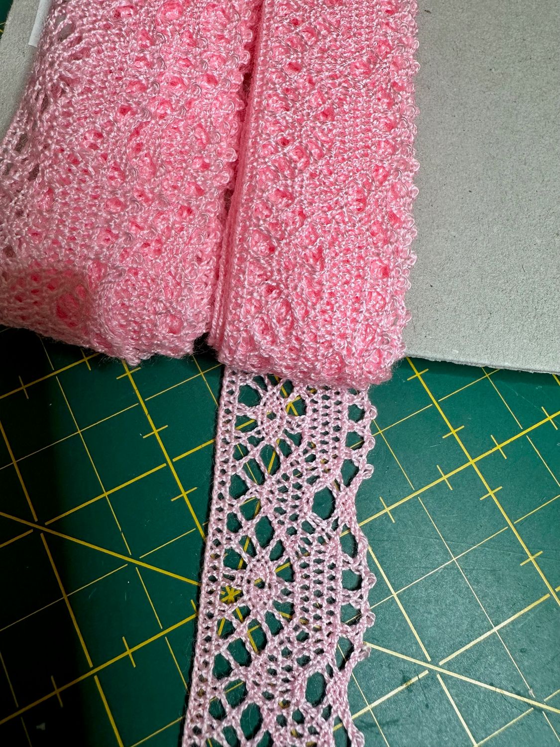 Dentelle coton. 3 couleurs