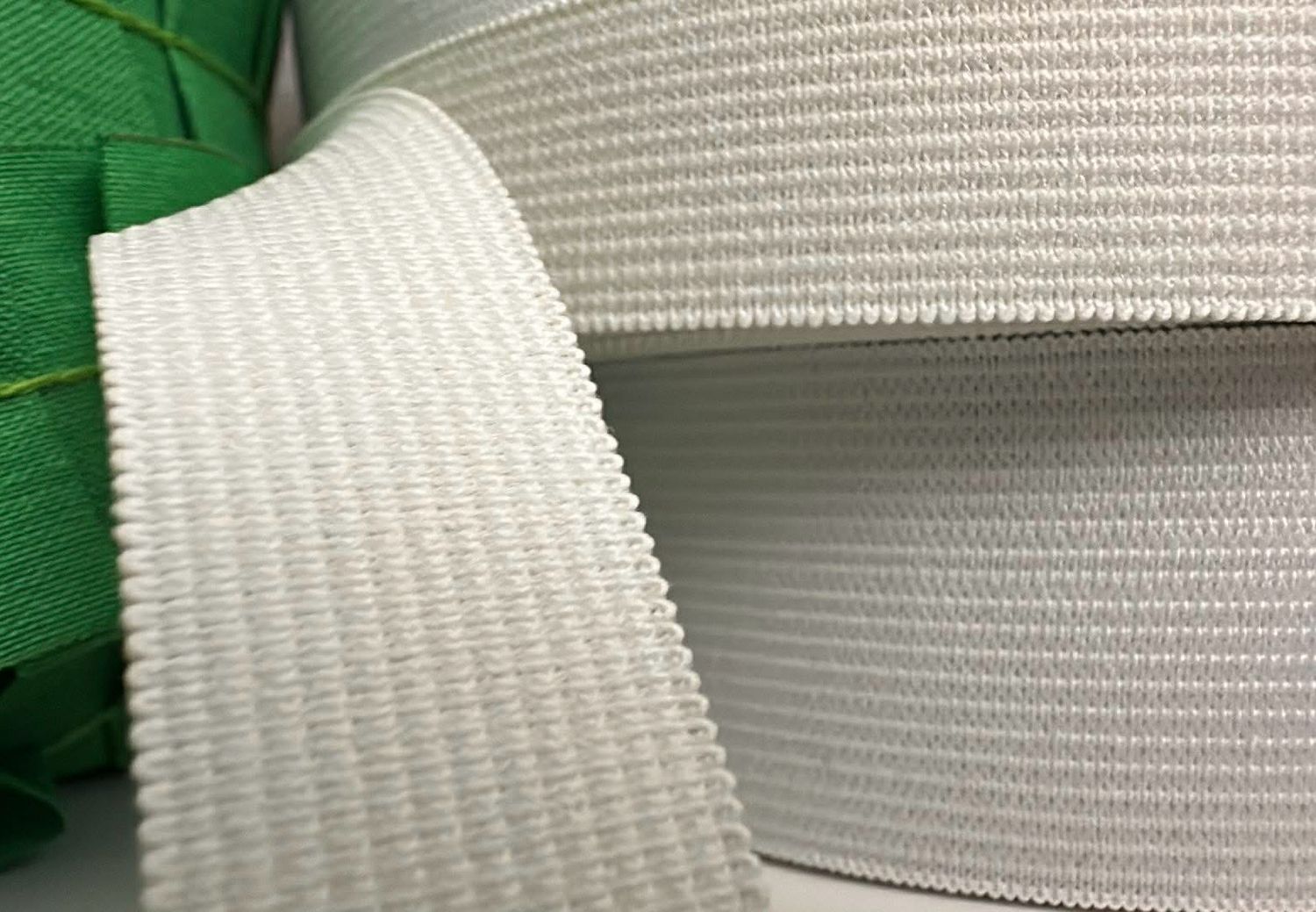 Élastique blanc 2cm largeur. Prix au mètre