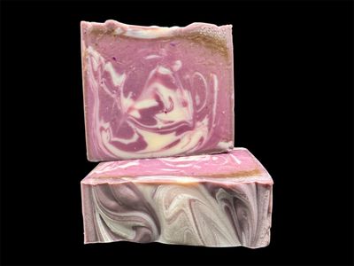 Lavender Lusca