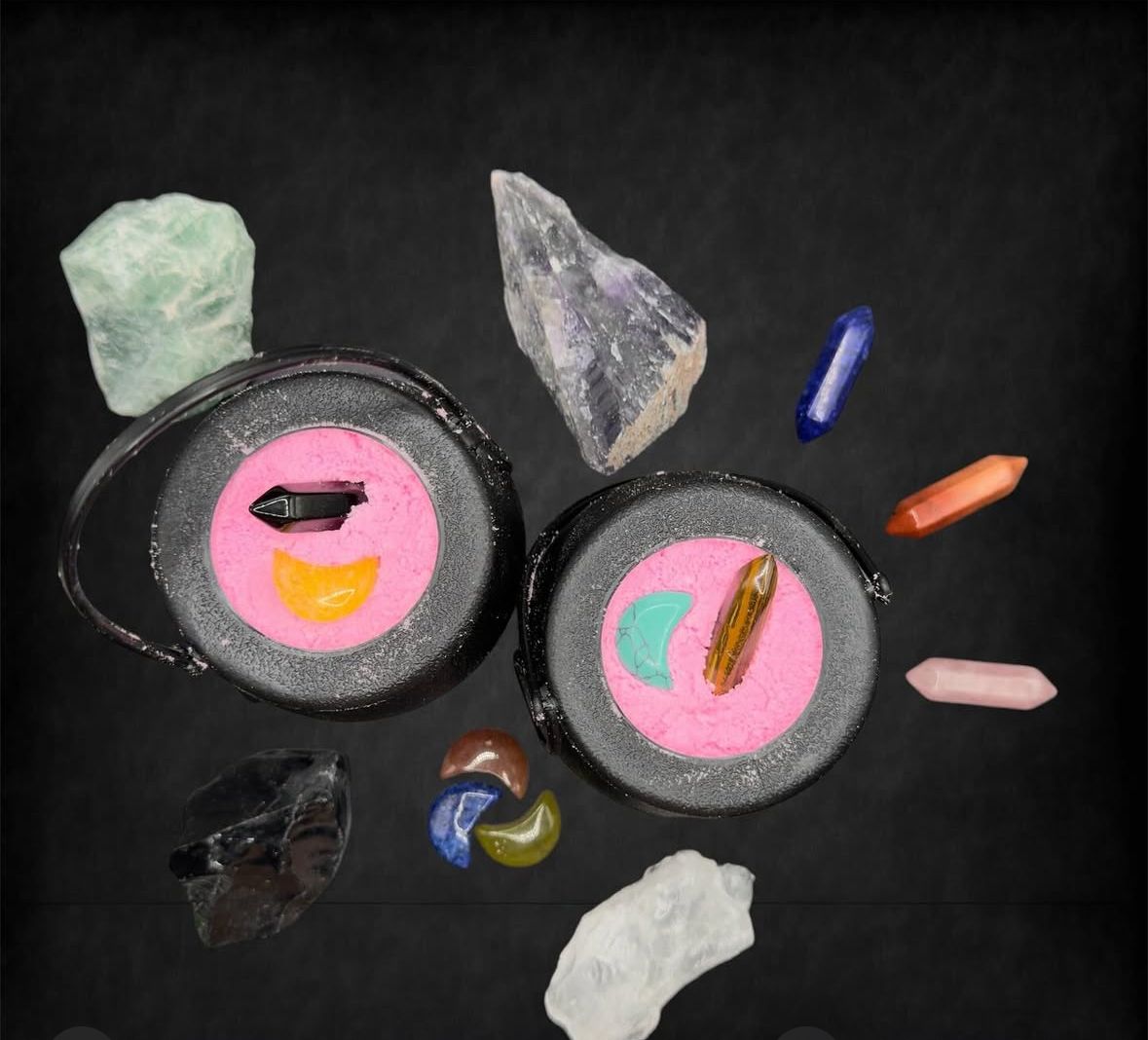 Mystery Crystal Cauldron Bathbombs