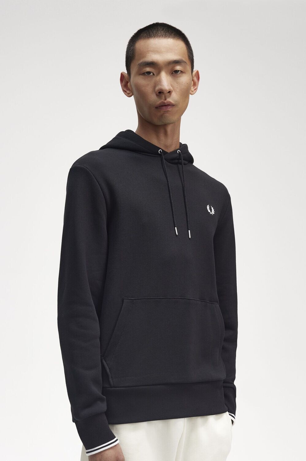 FELPA TIPPED HOODED BLACK FRED PERRY