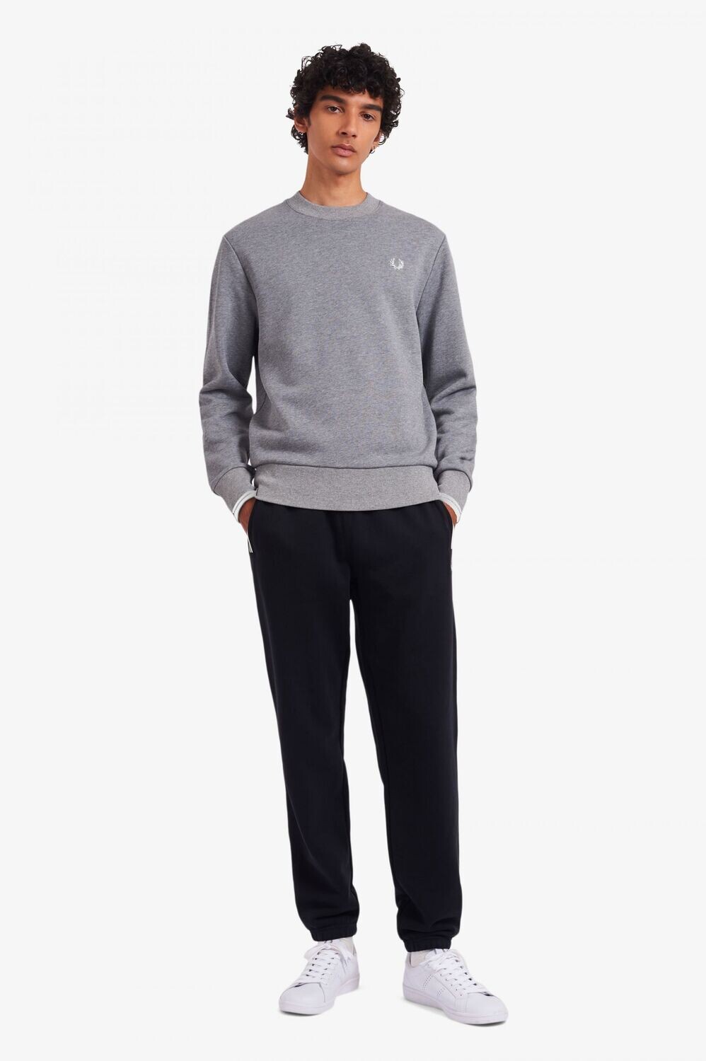 FELPA CREW NECK STEEL MARL FRED PERRY