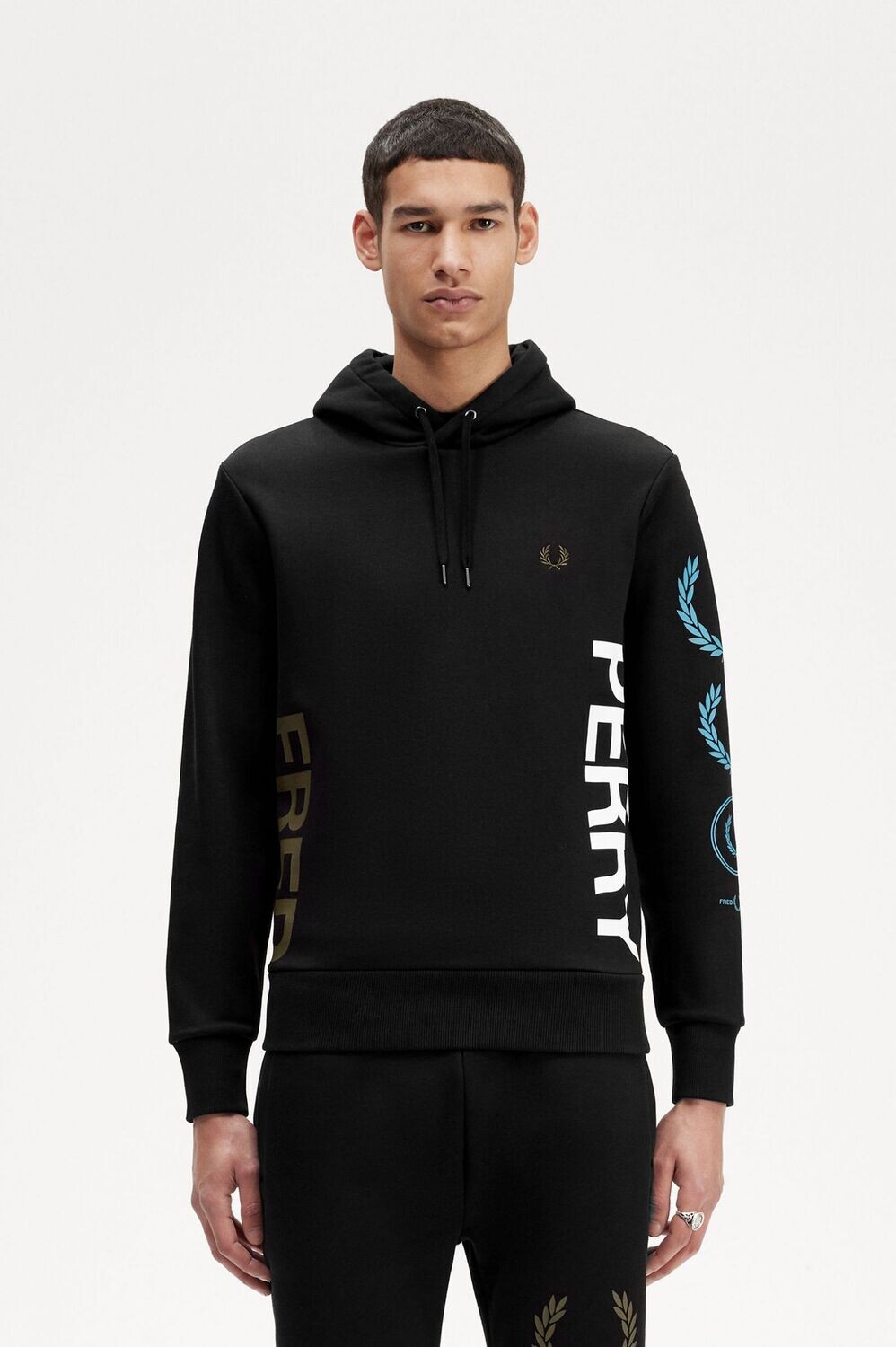 FELPA GRAPHIC BRANDING BLACK FRED PERRY