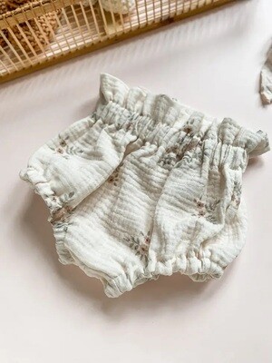 BROEKJES EN BLOOMERS