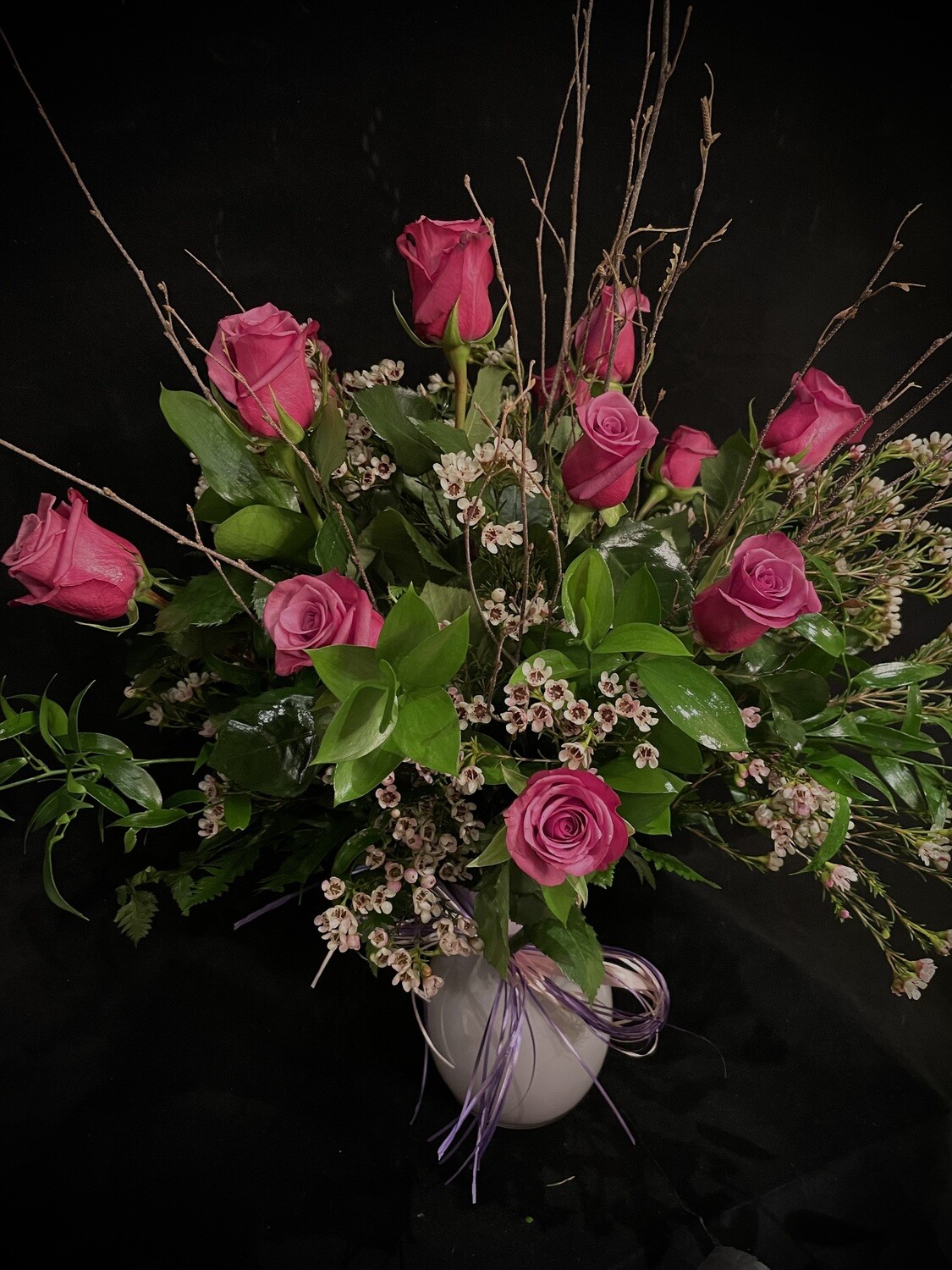 Bouquet de 12 roses en vase