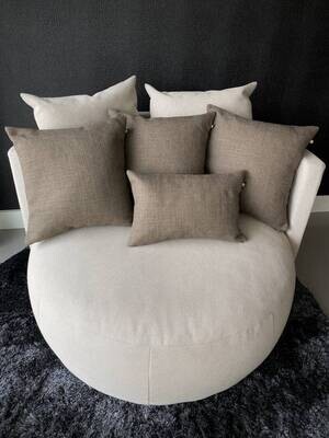 MAKU.Pillow by Eric Kuster Fraser taupe