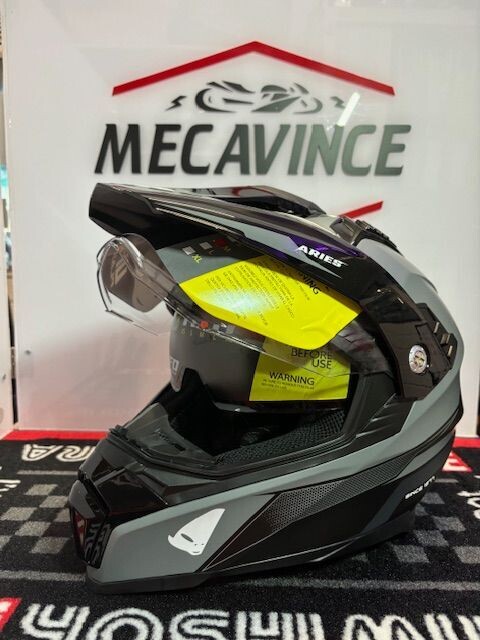 Casque UFO Aries Taille L (59-60)